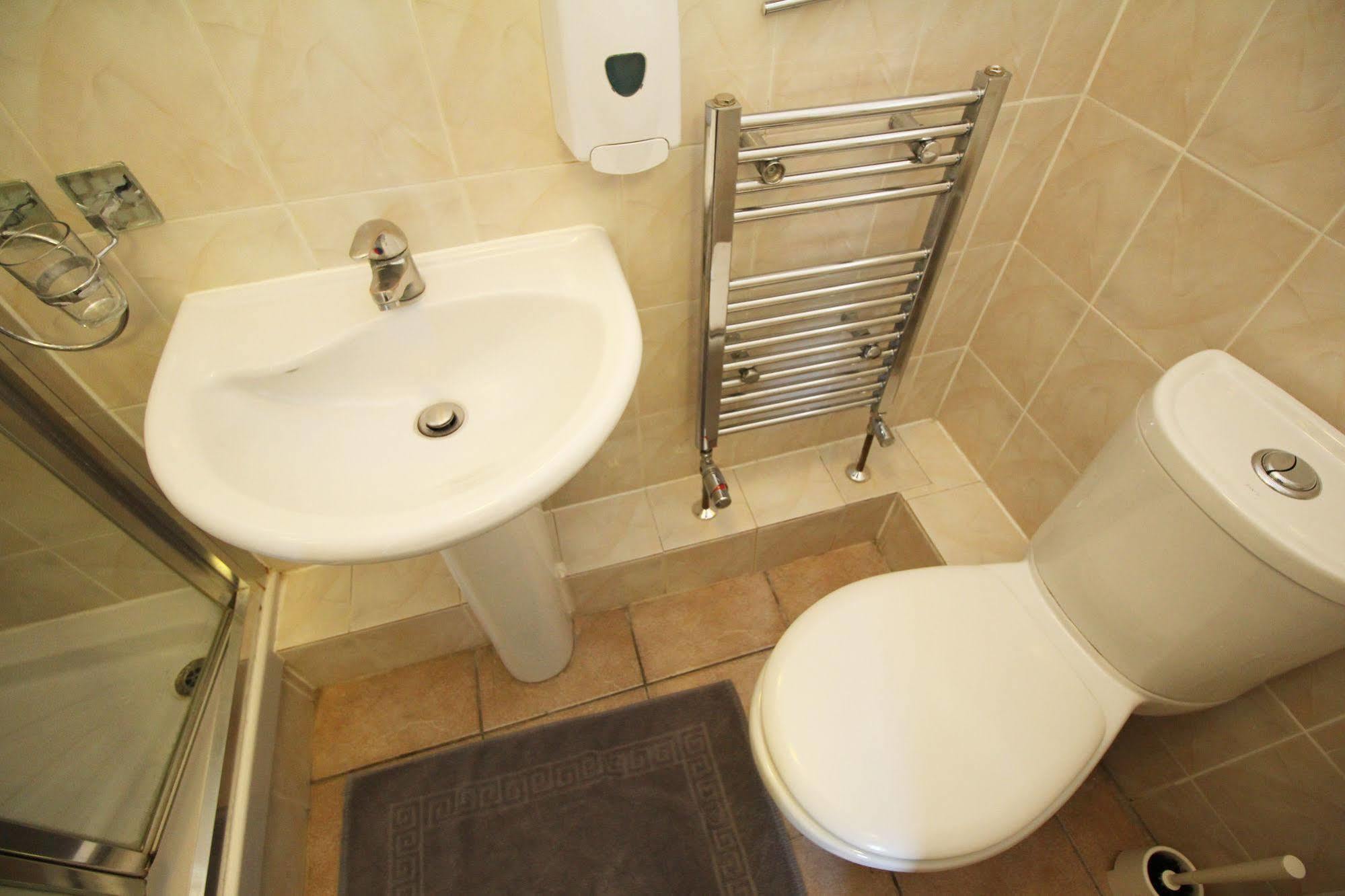 Flexistay Aparthotel Tooting Лондон Экстерьер фото