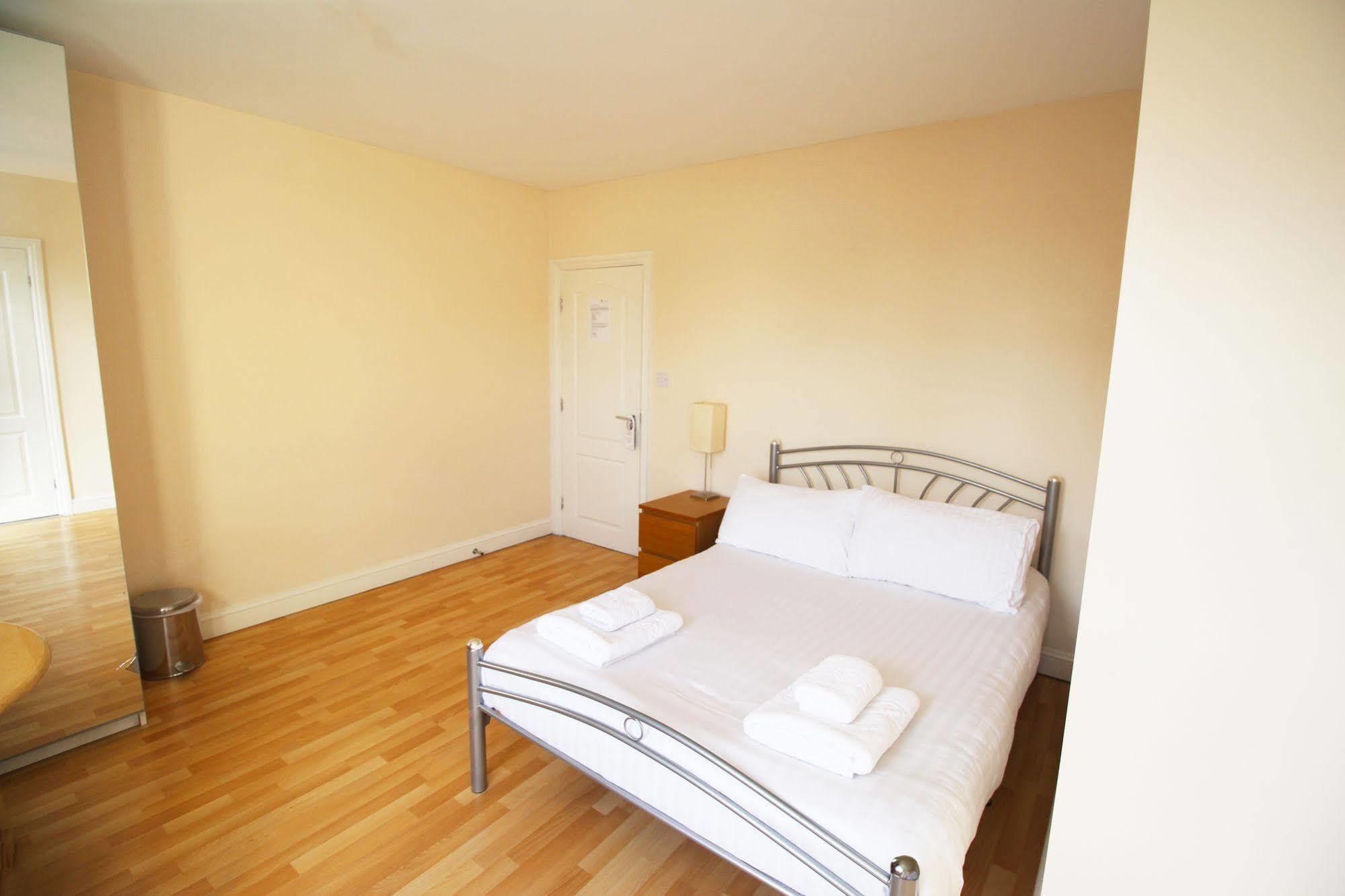 Flexistay Aparthotel Tooting Лондон Экстерьер фото