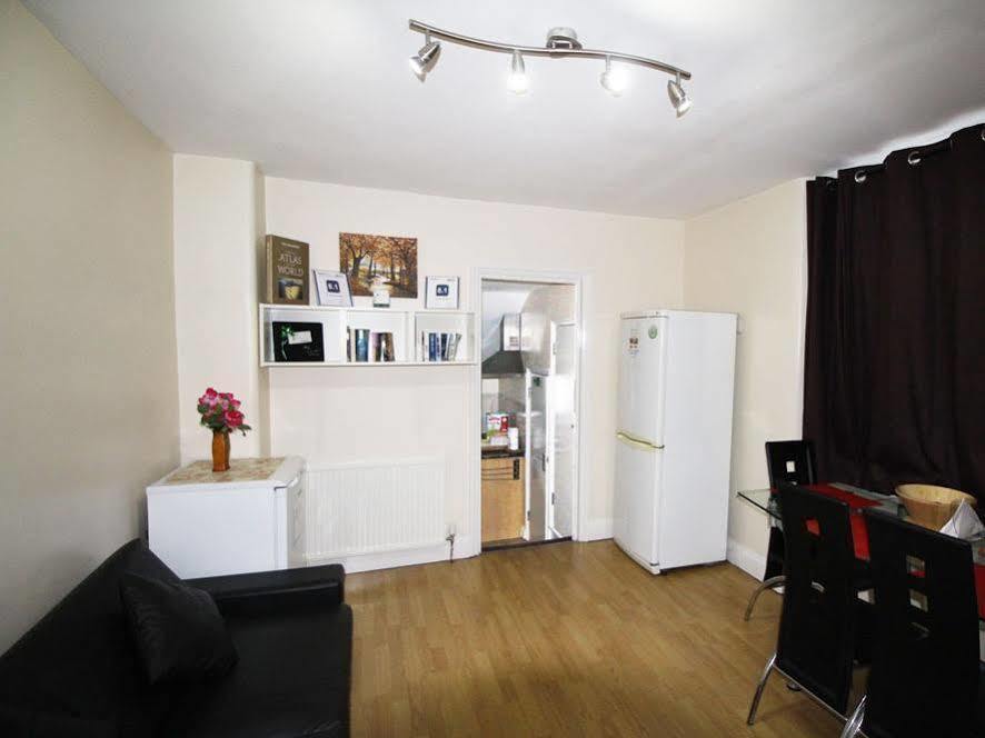 Flexistay Aparthotel Tooting Лондон Экстерьер фото